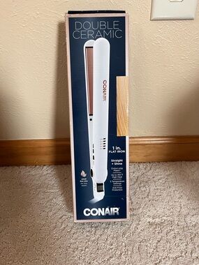Conair Double Ceramic 1-inch Flat Iron New in Box